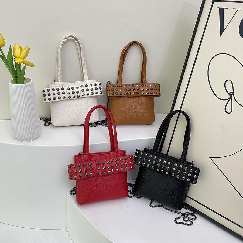 Bags personalized rivet small bag 2025 new European and American punk style handbag women's chain messenger small square bag