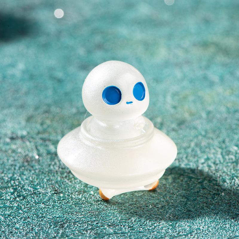 

Микропейзаж смоляные украшения светящиеся в темноте принцесса Мононоке дерево эльф светящиеся инопланетяне анимация украшения поделки cute luminous alien10pcs