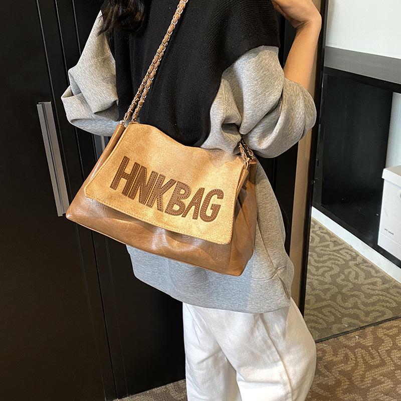 College students take classes, shoulder nylon bag, large bag, women's large capacity 2025 new high-end textured commuter tote bag