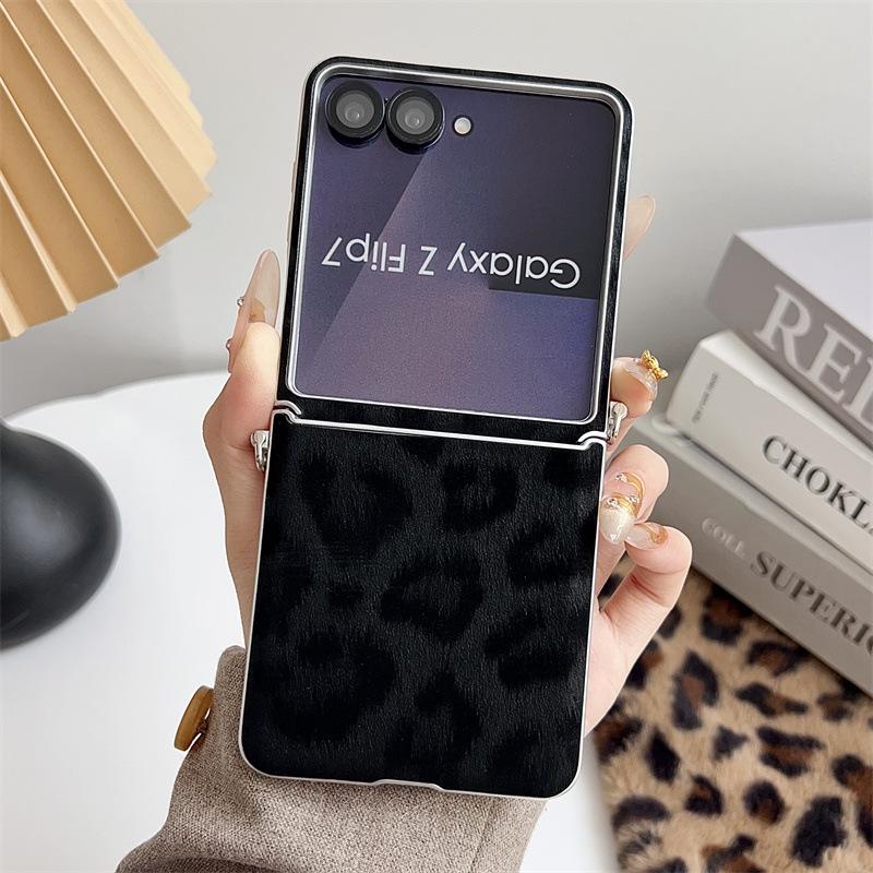 Samsung ZFLIP7 Leopard Print Case with Silver Edge & Hand Strap - Fits ZFLIP6/5