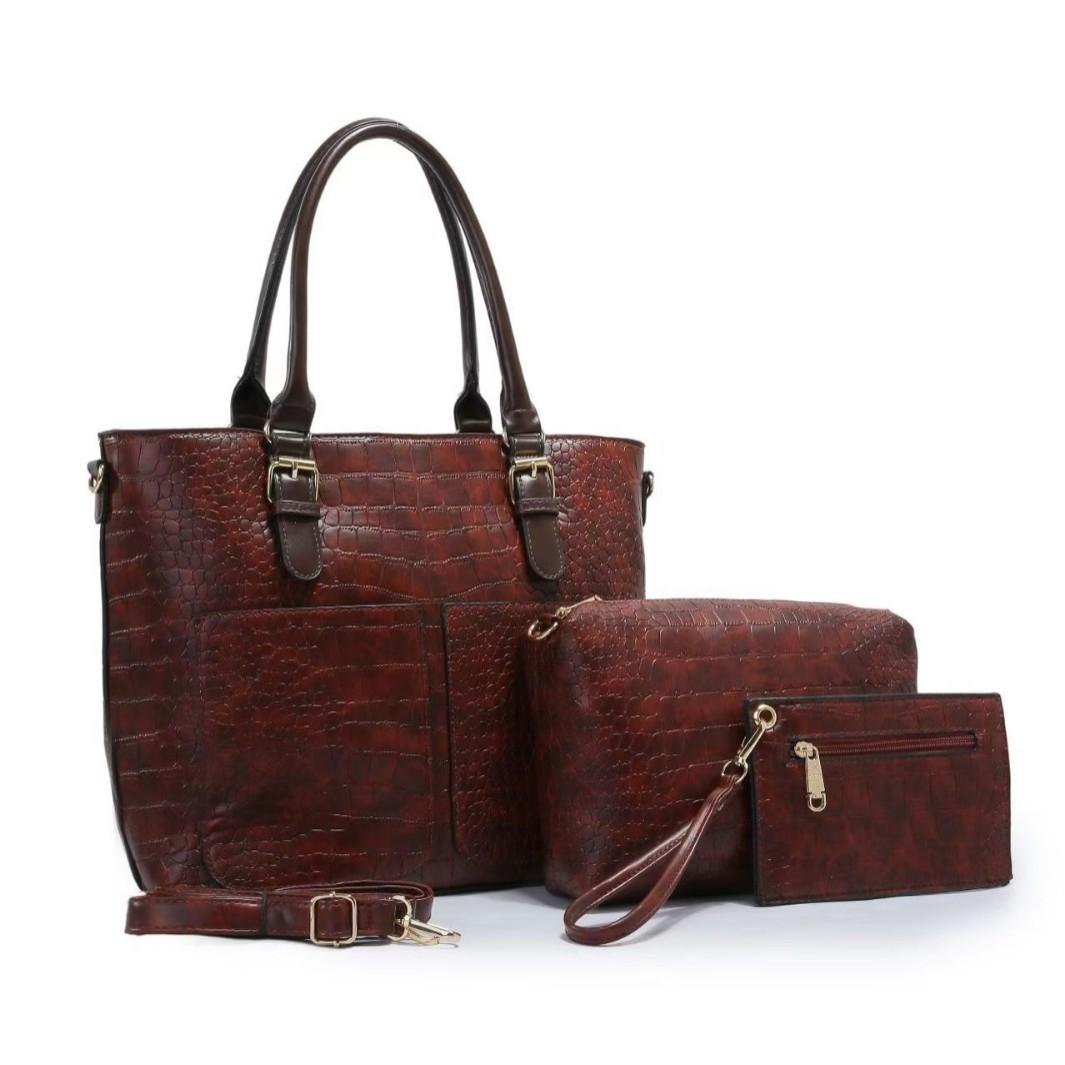 

High-end Style Large Single-shoulder Bag with Ample Capacity and Versatile Design for Carrying As A Tote Bag.