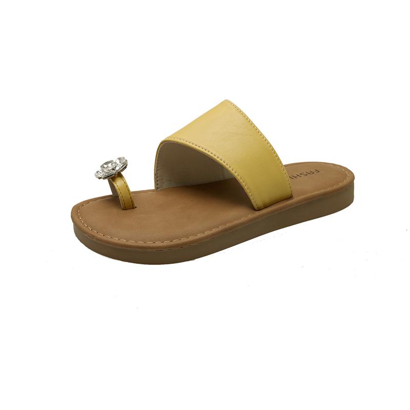 Fashion 2025 Flats Women Clip Toe Slippers Summer Casual Shoes Fashion Woman Sandals New Trend Brand Walking Cozy Beach Shoes