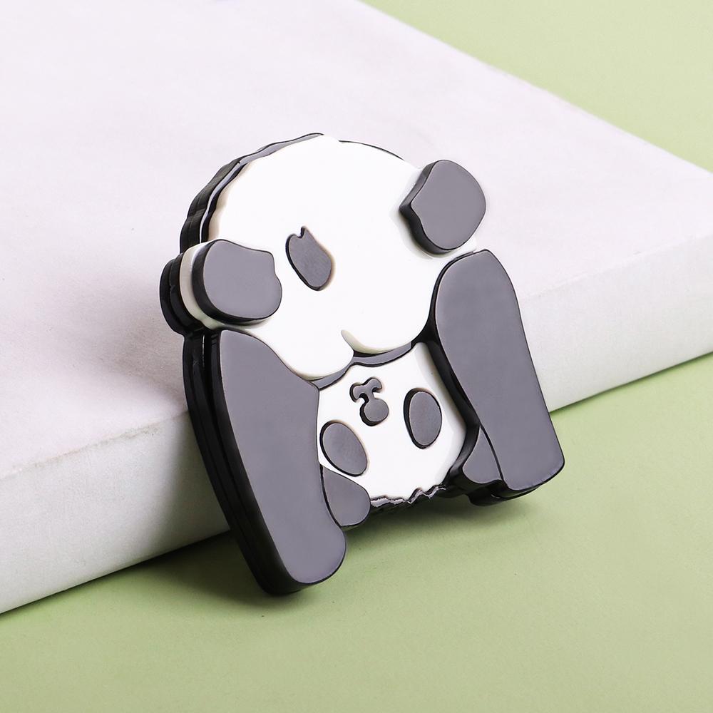 New Cute Panda Acrylic Brooches for Women Girls Funny Animals Badge Backpack Clothes Lapel Pins Brooch Dress Fashion Jewelry