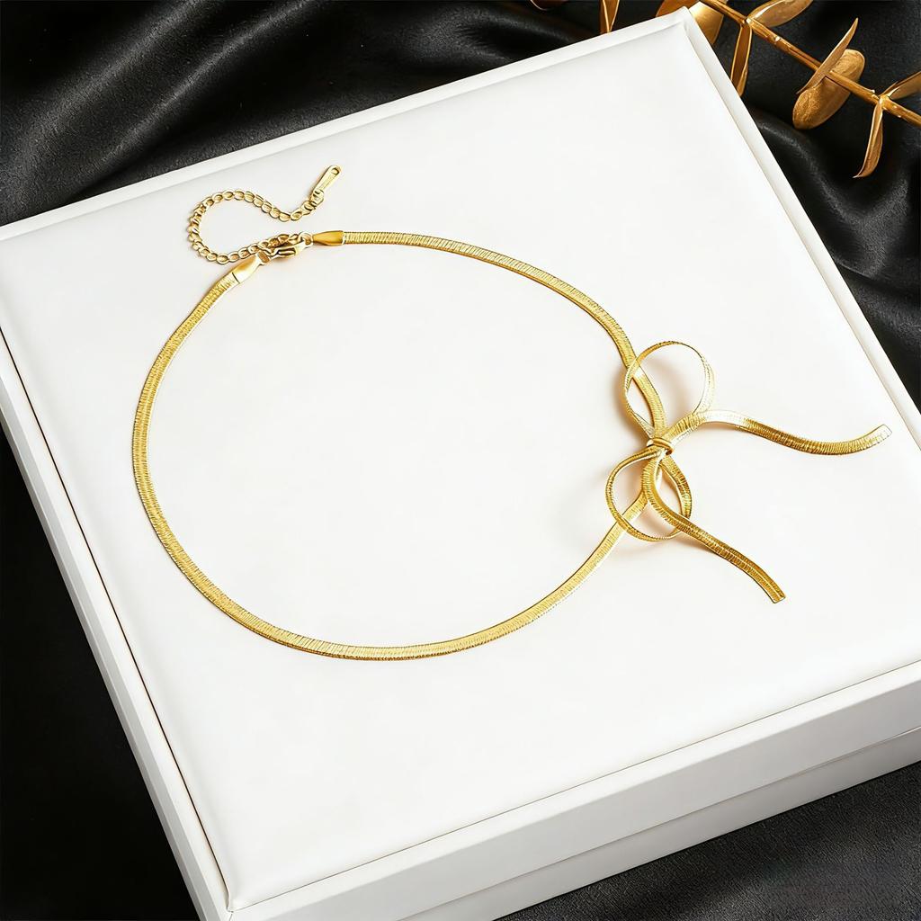 Titanium steel gold silver snake bone bow necklace, non-fading light luxury collarbone chain jewelry