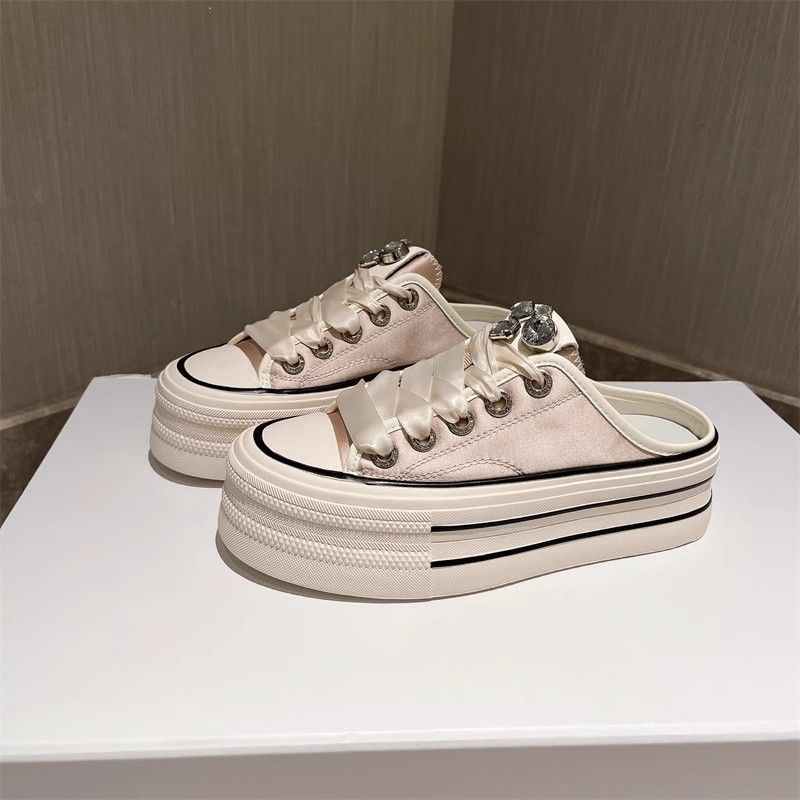 Xiaobai half slippers 2025 new summer super fire rhinestone satin surface lazy thick bottom versatile bag head slippers women