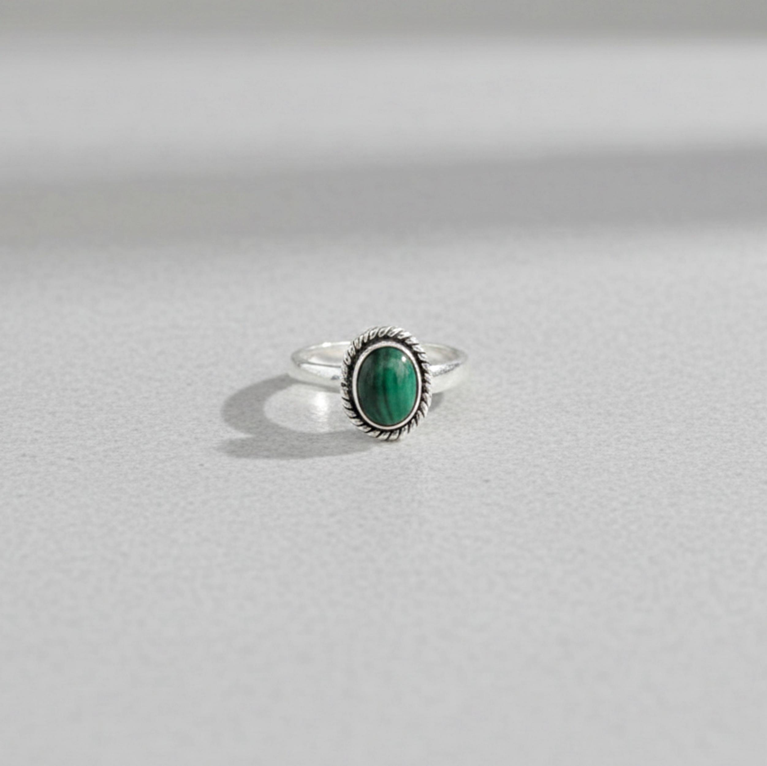 Зеленое малахитовое овальное кольцо-заявление, кольцо с розовым безелем из стерлингового серебра 925 пробы, минималистичные украшения для повседневного ношения 4