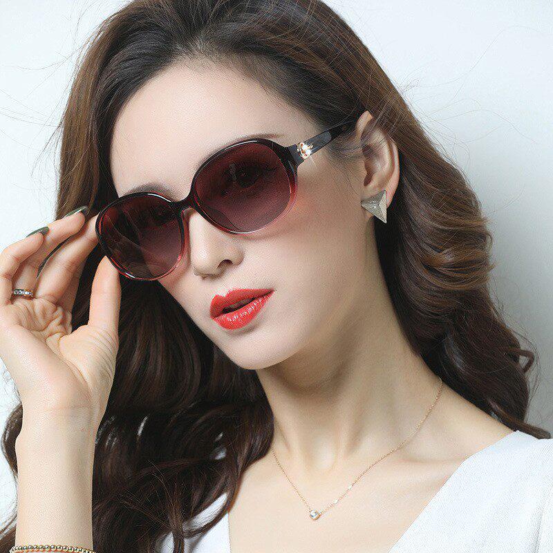 Women's Polarized Rhinestone UV Protection Sunglasses - Stylish Large Frame