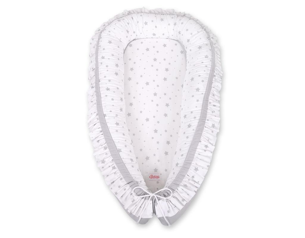 Baby cocoon/playpen with ruffles - mini gray stars on a white background/gray