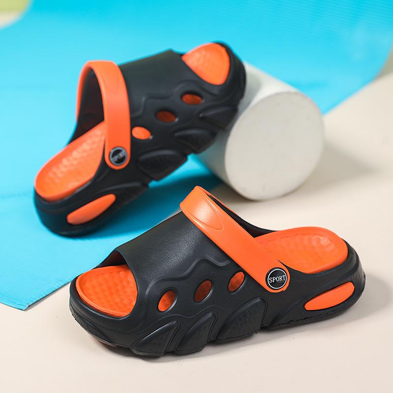 Children's slippers soft bottom non-slip baby boys and girls sandals light and comfortable to wear, one-word mop wholesale