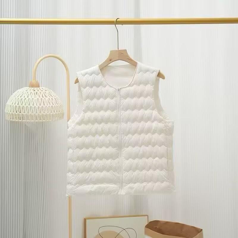 Womens Lightweight Down Vest Short Puffer Sleeveless Jacket 90% White Duck Slim Fit Zipper Front