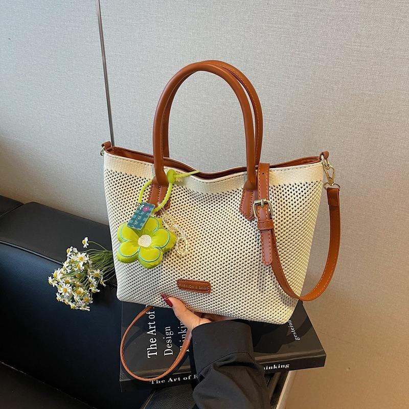 Student Large-capacity Tote Bag Women's New Simple and Versatile Shoulder Bag Fashionable Commuter Armpit Bag