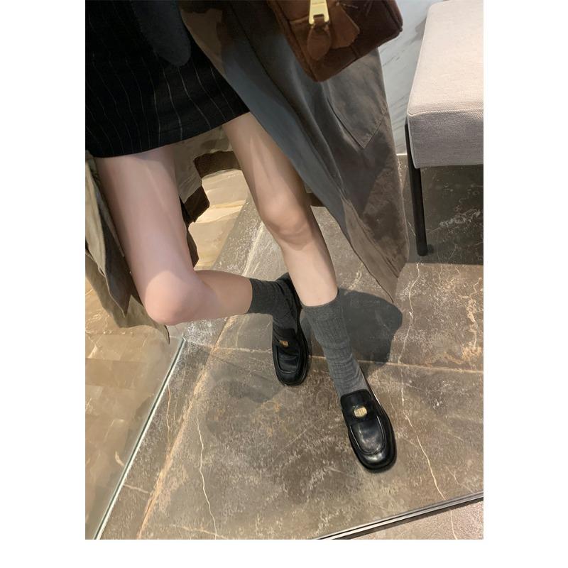 

Fashionable square round head thick heel thick sole one pedal lazy gold coin loafu small leather shoes women 35 чёрный