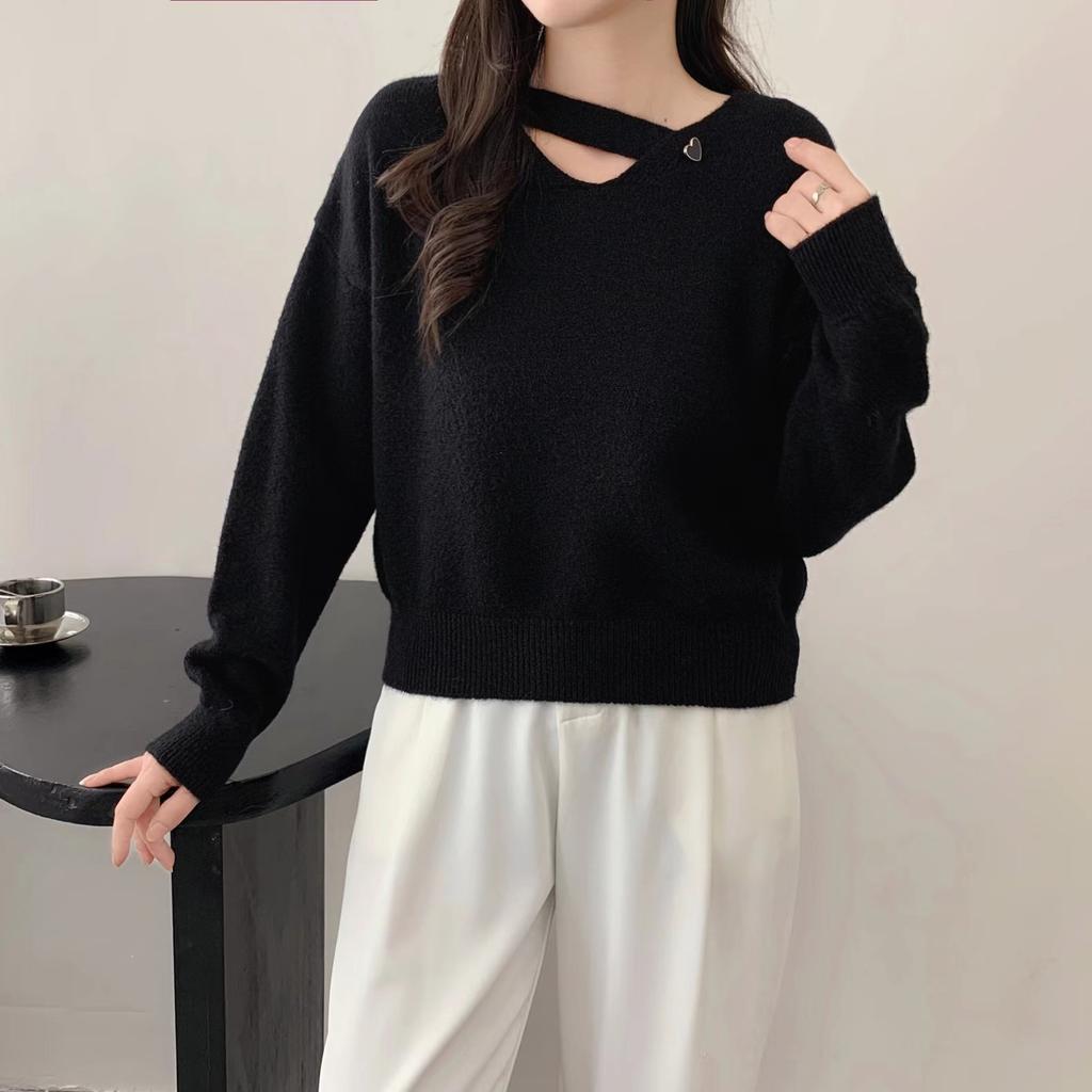 Lazy Knitted Sweater Women's Autumn and Winter New Fresh Design Sense Love Diagonal Buckle V-neck Knitted Sweater Top Women