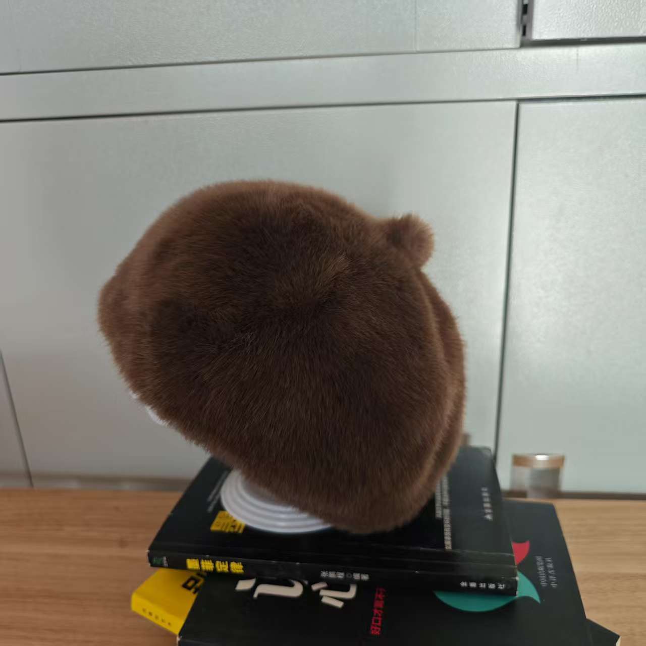 

Зимняя модная шапка-берет из искусственного меха норки для женщин - теплая художественная шапка в стиле ретро с застежкой-пряжкой, ручная вязка, неэластичная, праздничная коричневый