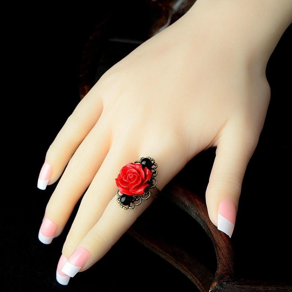 Gothic Style Adjustable Black Beads Red Rose Flower Antique Bronze Rings for Women National Jewelry
