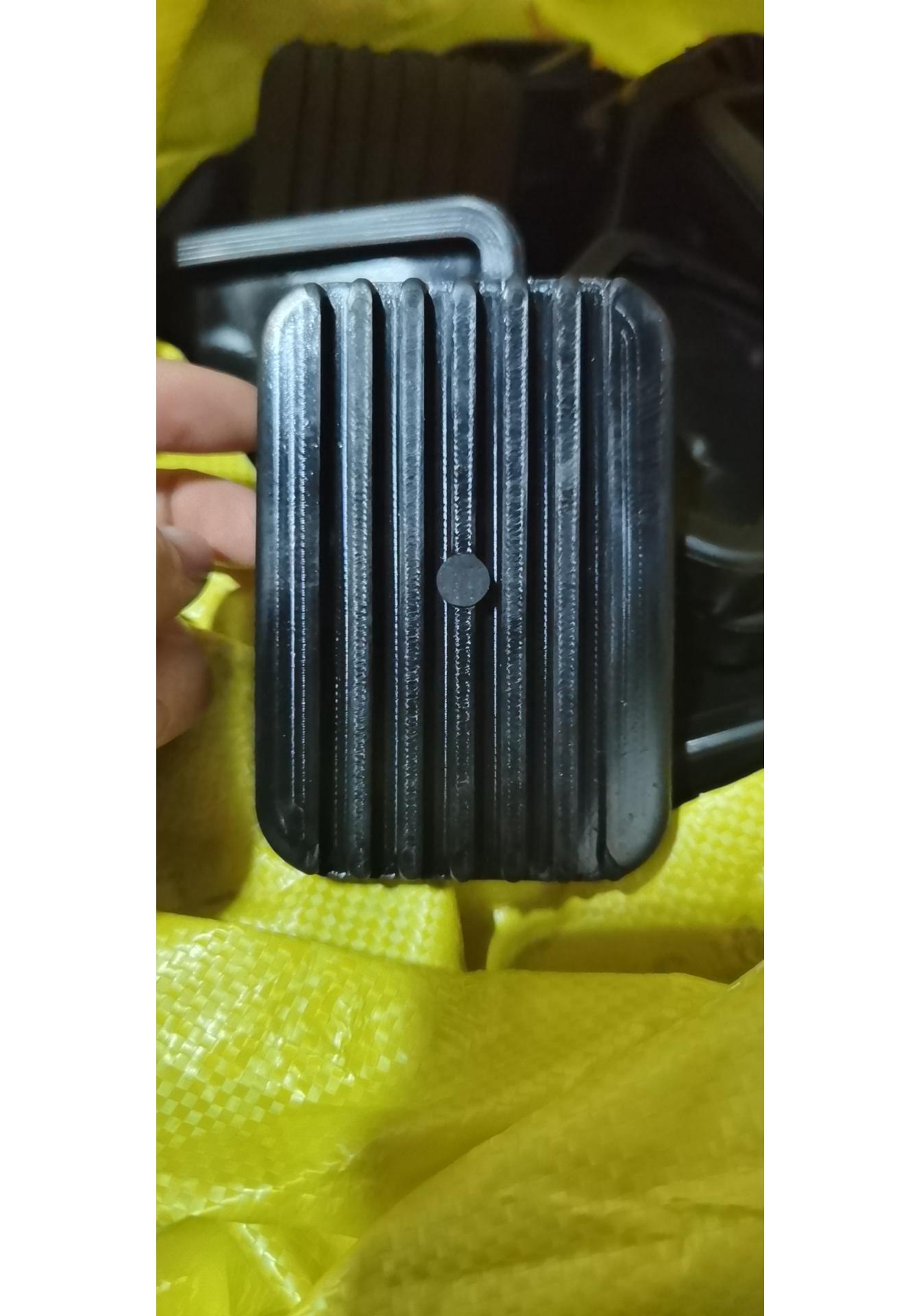 

Anti-slip Brake and Clutch Pedal Rubber Mat for Heli Forklift