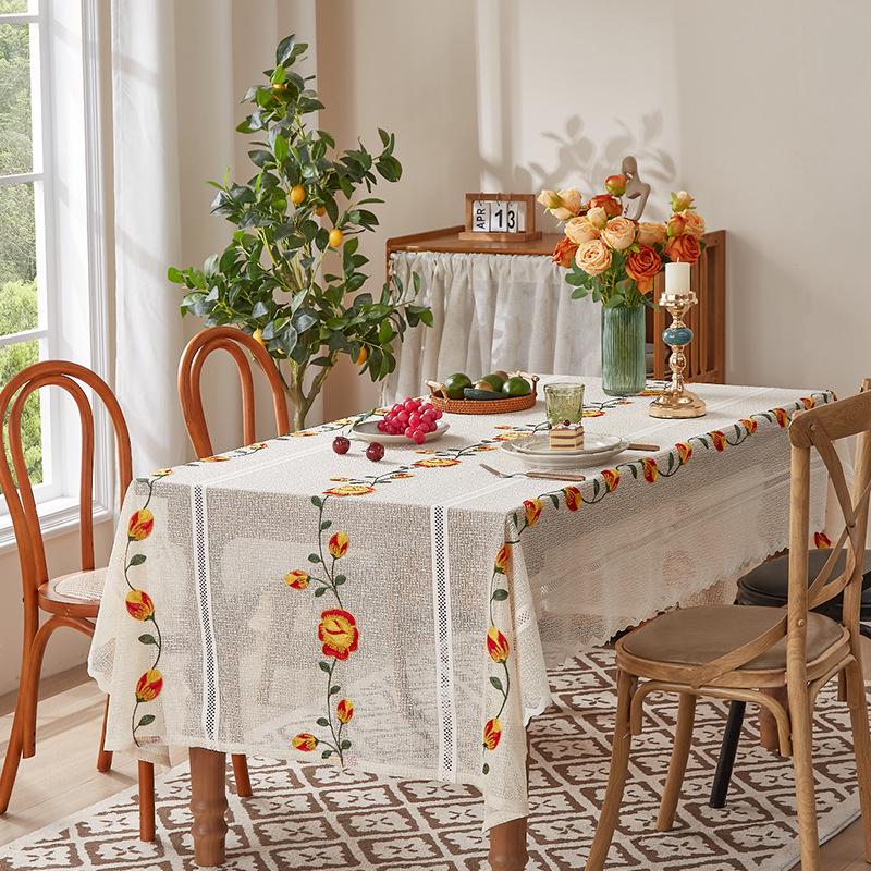 American Christmas Red Lace Tablecloth - High-End Polyester Decoration for Coffee & Dining Tables