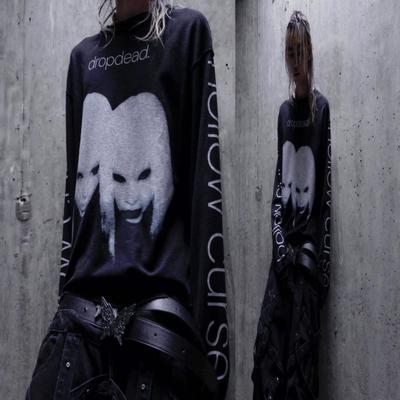Camiseta Holgada de Manga Larga con Estampado de Personaje Oscuro Retro Millennial