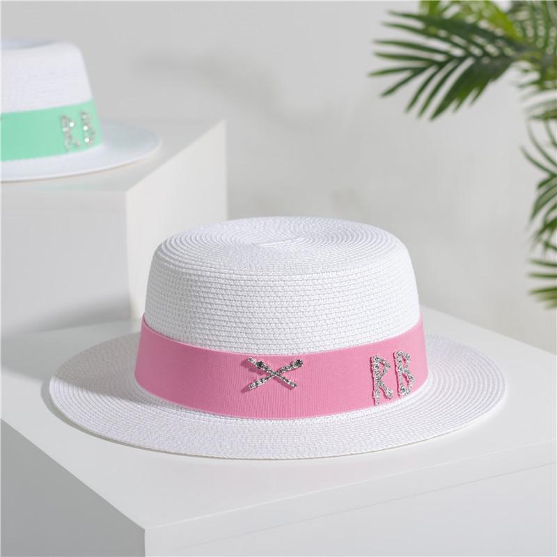 2022 new rhinestone RB letter flat top hat sunscreen black and white straw hat top hat holiday straw hat