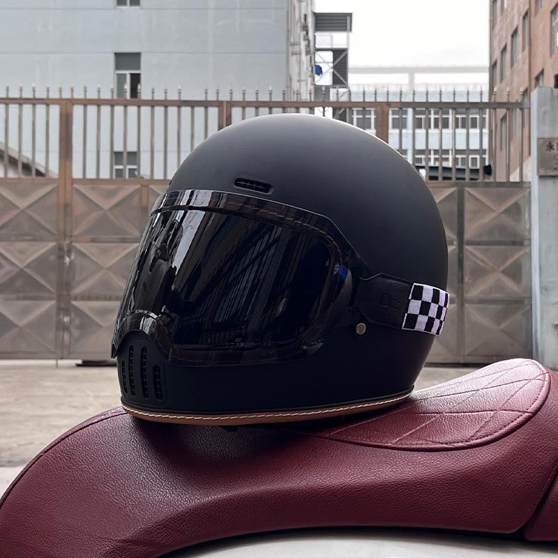 

Японский ретро космический шлем маленький корпус шлема круизный шлем мужской и женский четырехсезонный полнолицевой шлем каска ветрозащита и защита от солнца M