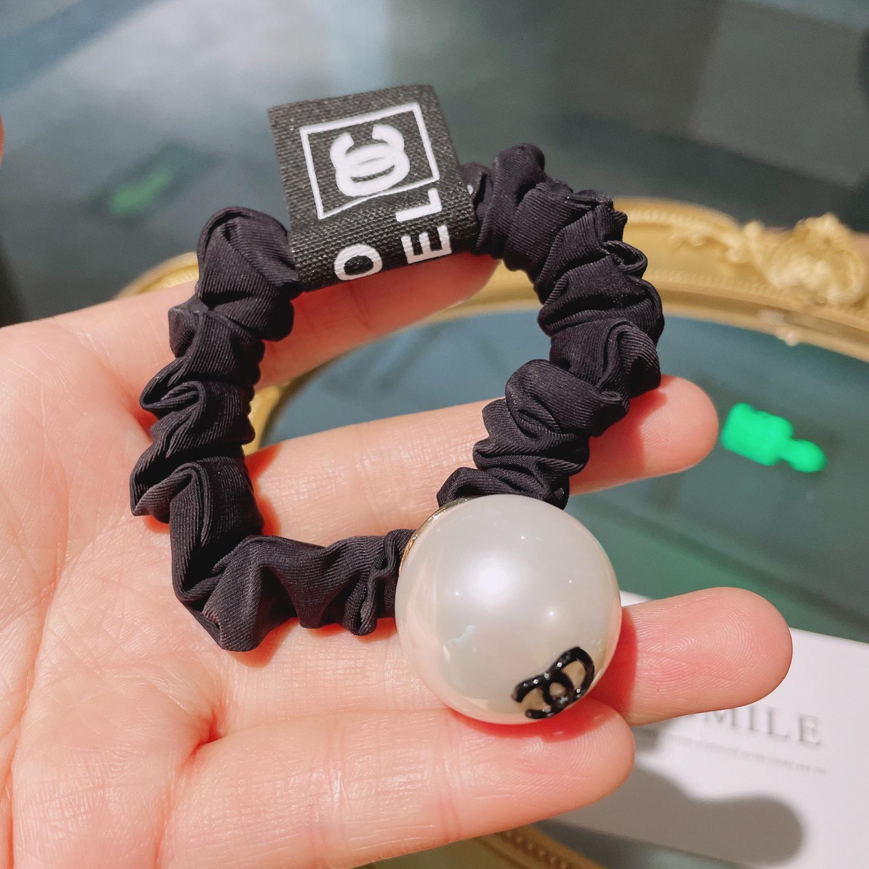 

Корейская Мода Жемчужная Резинка для Волос: Двойная резинка для волос в свежем маленьком ароматном стиле чёрный