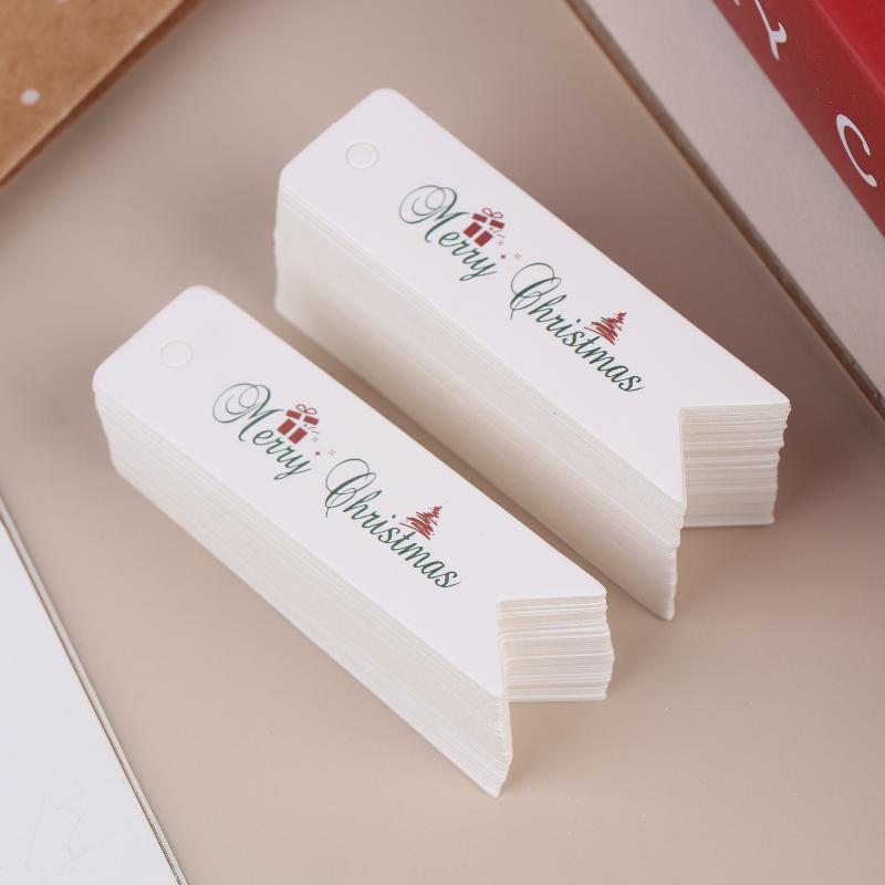 100 Etichette Regalo di Natale Etichette per Regali Festivi con Design Scritta Merry Christmas Etichette Decorative da Appendere