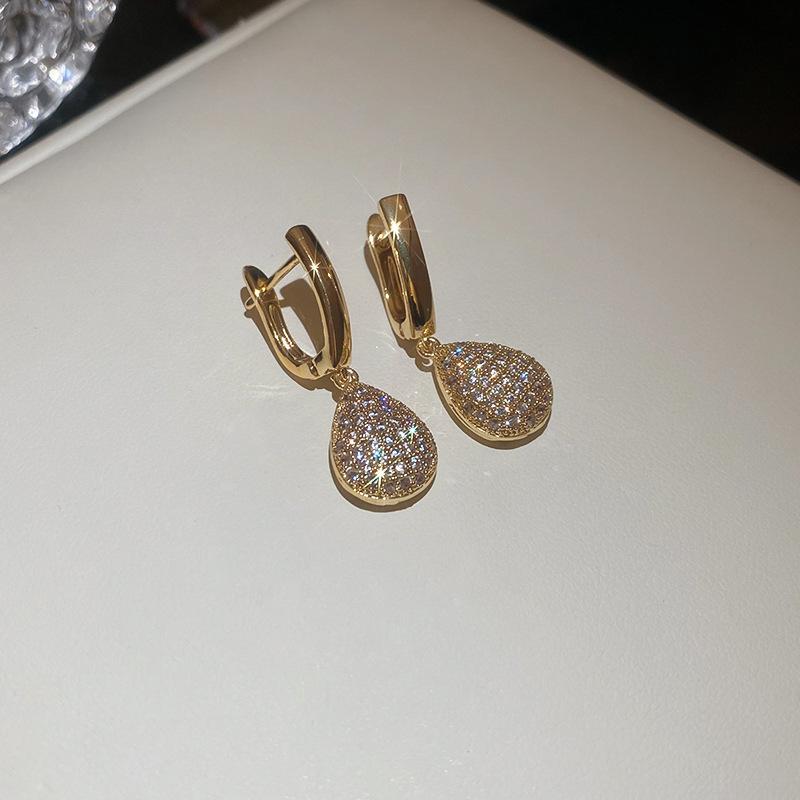 18k Vergoldete Zirkon U-förmige Liebe Geometrische Ohrbügel Mode Leichter Luxus Hängeohrringe Vielseitiger Einfacher Zirkon