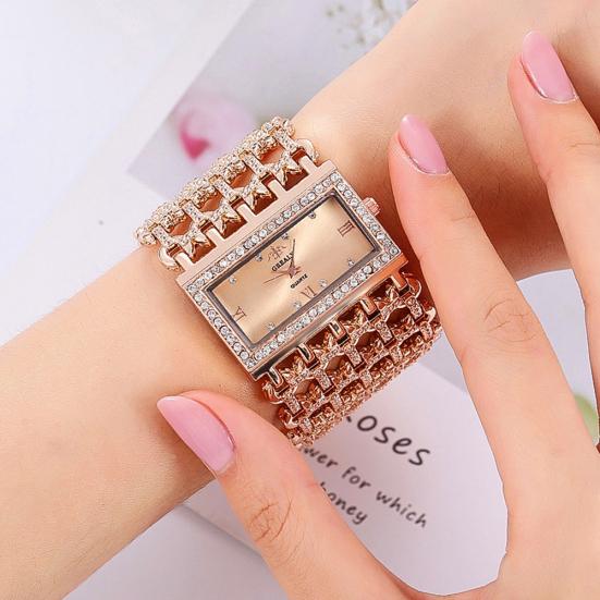 Třpytivé dámské duté hodinky s širokým páskem s římskými číslicemi drahokamu čtvercový ciferník Quartz hodinky