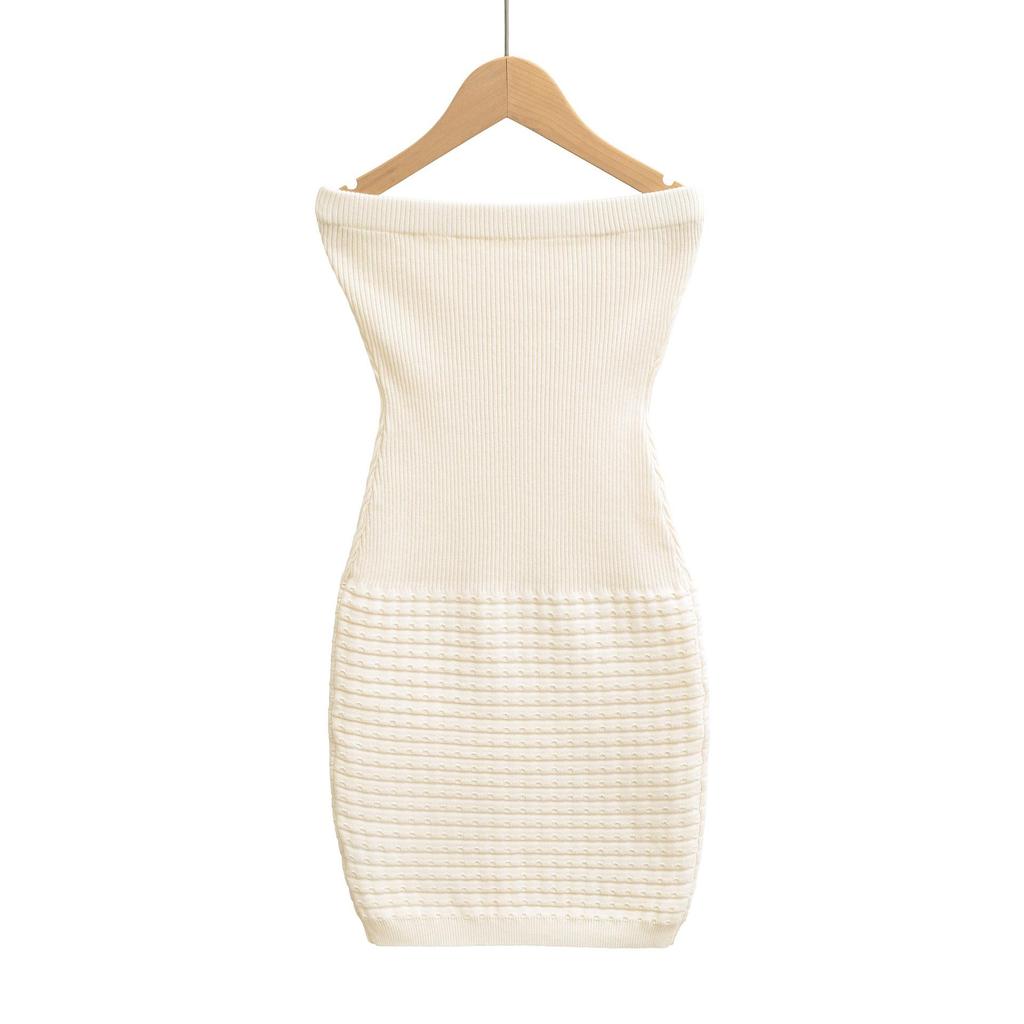 Pure Desire Strapless Bodycon Knit Mini Dress: Slim-Fitting, Waist-Cinching, Textured for Figure Highlighting.