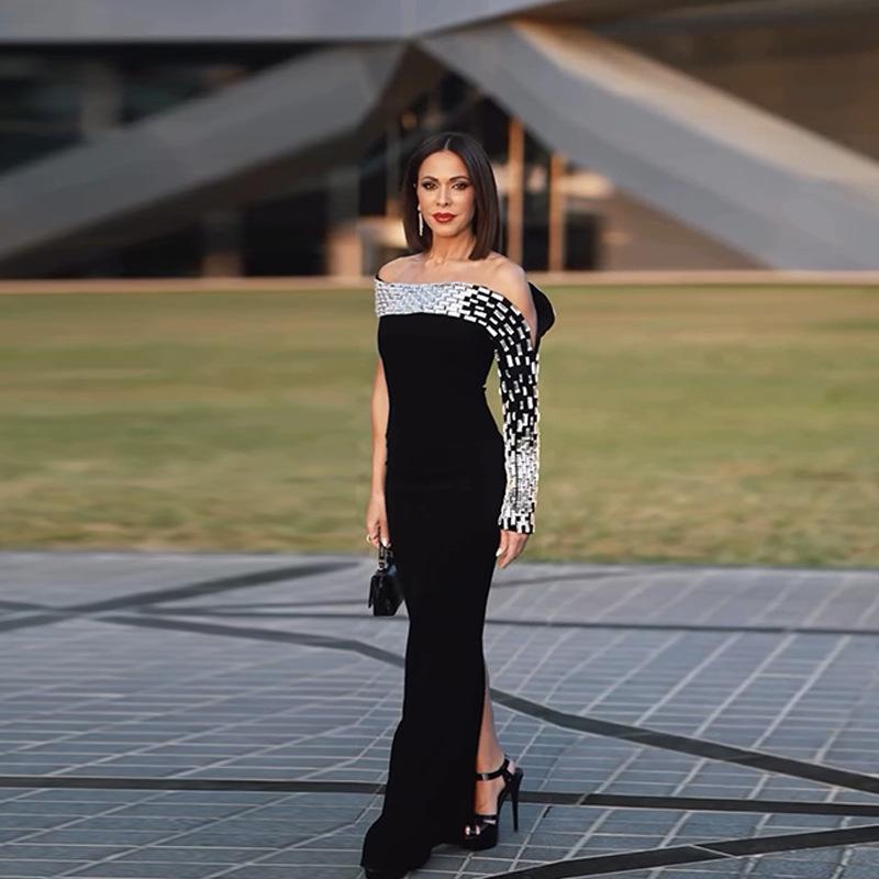 Rochie Bodycon Bandaj Europeană & Americană cu Strass-uri, pe un umăr