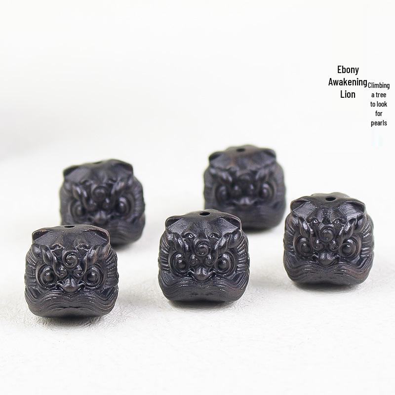 

Черный эбеновый деревянный брелок-подвеска в виде головы льва