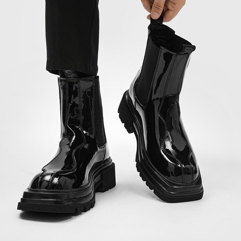 Britský styl černé podzimní nové prodyšné kotníkové boty se silnou podrážkou, čtvercovou špičkou, Martin boots