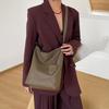 Large-capacity Commuter Tote Bag Trendy Single-shoulder Bag Casual and Versatile Underarm Bag