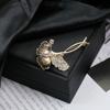 Elegant Versatile Light Luxury Corsage Brooch with Niche Design - Anti-Exposure Pin