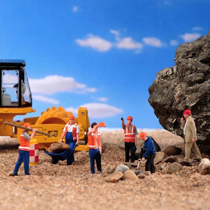 Professional Craft Construction Team Figures 1:64 Scale Resin Art Accessories For Model Railroad And Displays
