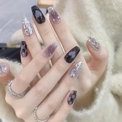 Künstliche Nägel – Nageltips & künstliche Nägel