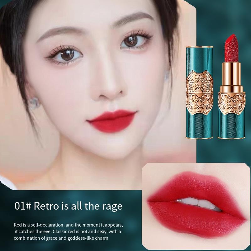 

1 шт. Ретро гравированная помада Бархатистая матовая поверхность Увлажняющая и стойкая Не оставляет следов на чашке Не скатывается Помада Помада Помада