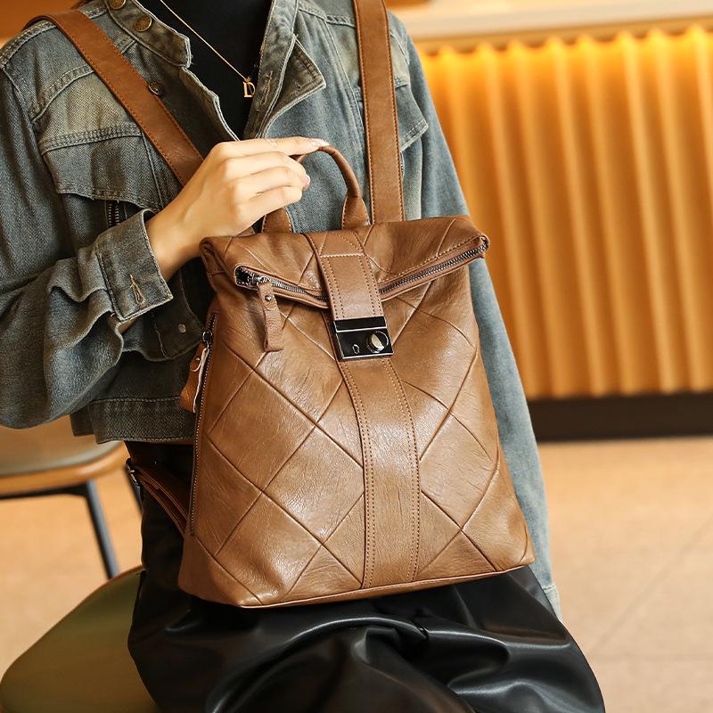 Genuine Leather Women Backpacks Diamond Quilted Daypack Fashion Lock Travelling Commuting Outdoor Backpack Soft Cowhide Backpacks
