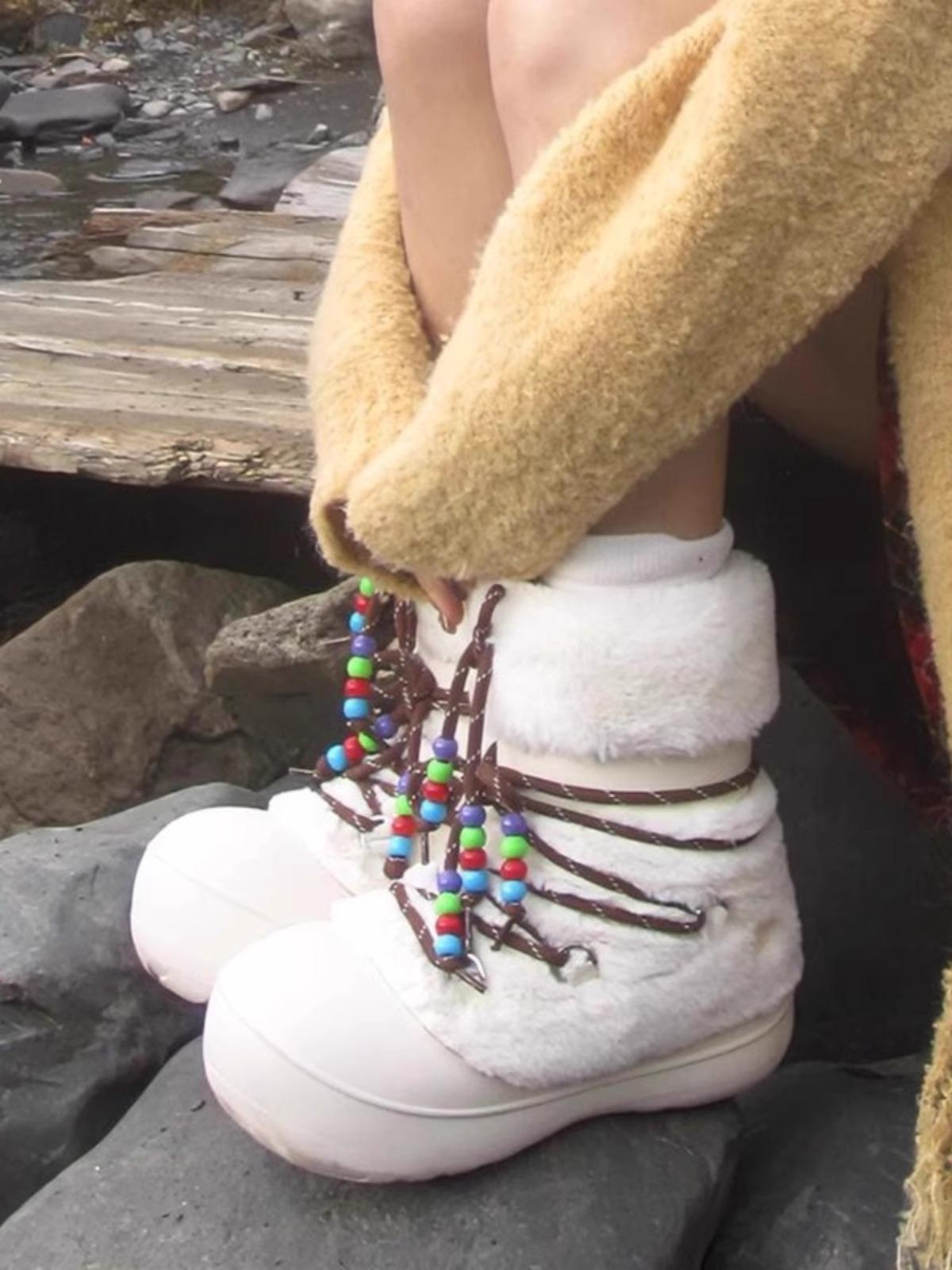 

Cute big head velvet warm snow boots women s 2025 new casual fashion thick-soled fluffy boots cotton shoes short fluff 35