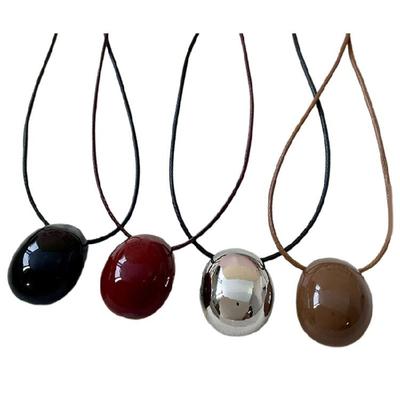 Women Modern Geometric Oval Pendant Necklace Adjustable Length Necklace Stylish Sweater Chain Perfect for Everyday Wear