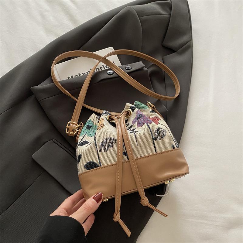 Pre-fall Bag Women's Fashion Print Shoulder Handbag Niche Design Bucket Bag