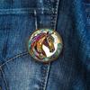 Broșă Rotundă din Rășină Pictată Zodiac Cal Insignă la Modă din Aliaj Personalizată Pentru Haine Genți
