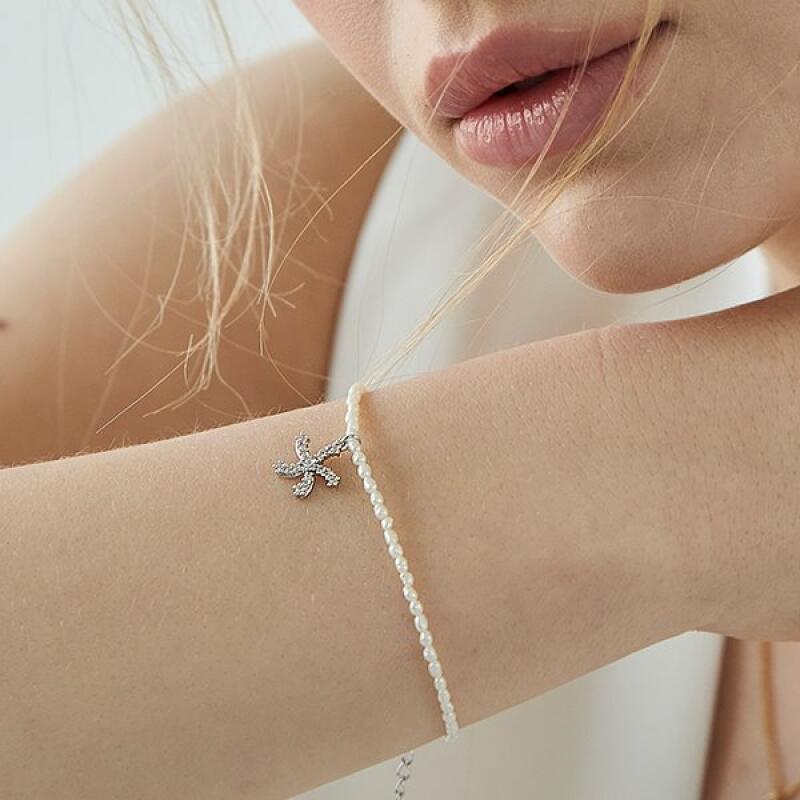 

Wind Mill Bracelet