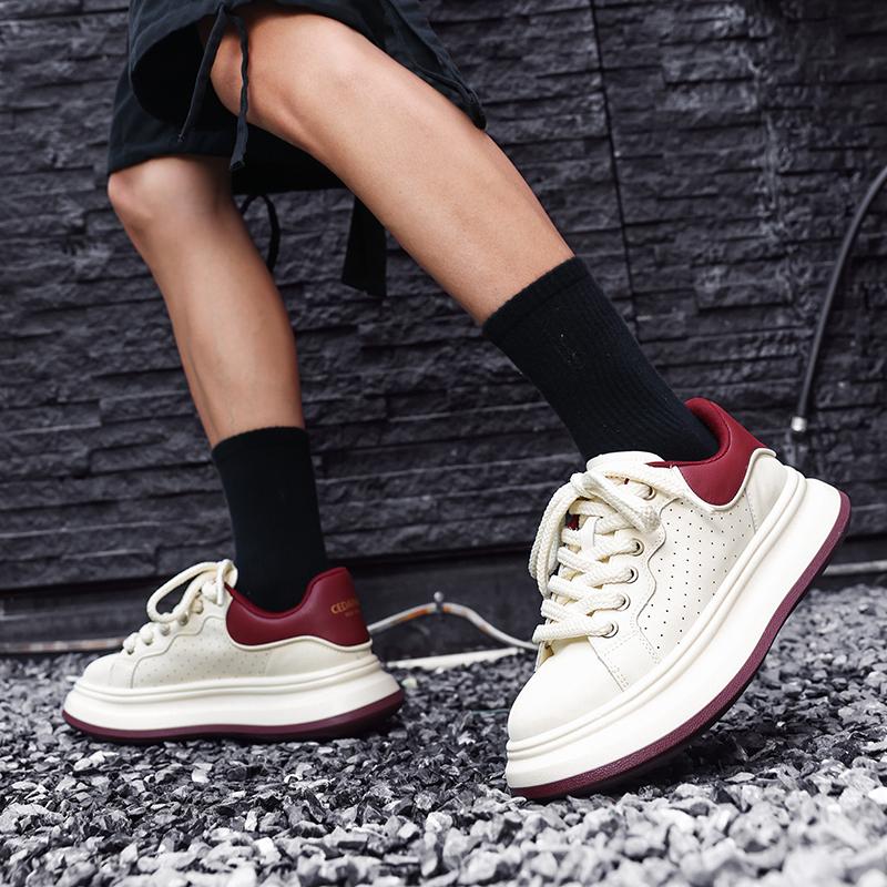Men's Thick Soled Fashionable Versatile White Shoes Trendy and Comfortable Men's Outdoor Travel Shoes