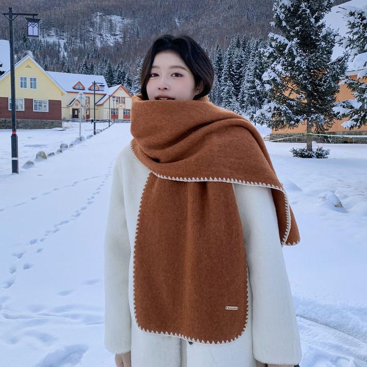 

Elegant Women s Cashmere Scarf: Korean Style, Soft Mid-Length Neck Warmer for Winter 38 × 190 cm