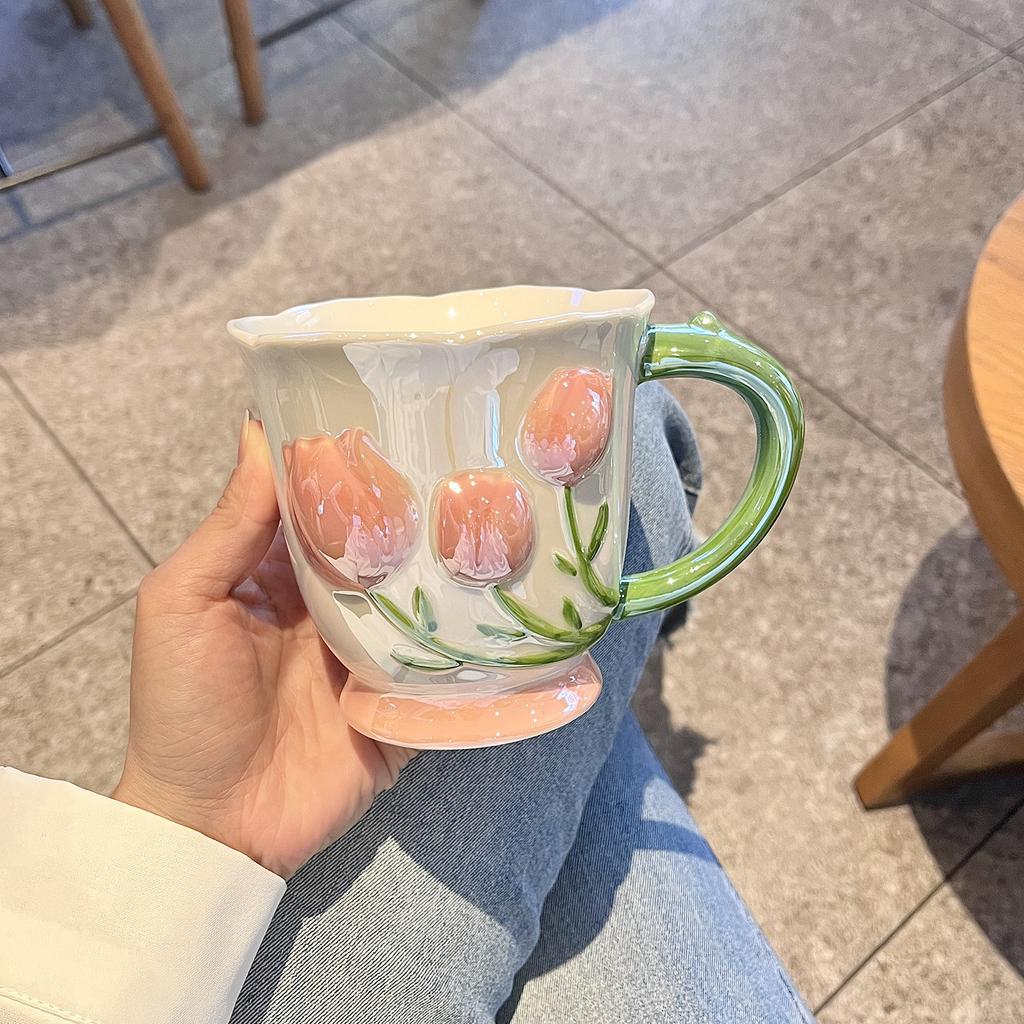 Tulpe Becher Hoch aussehende Keramiktasse Kaffee Frühstückstasse Wasserbecher Hochzeit Brautjungfern Geschenk Mädchen Souvenirs