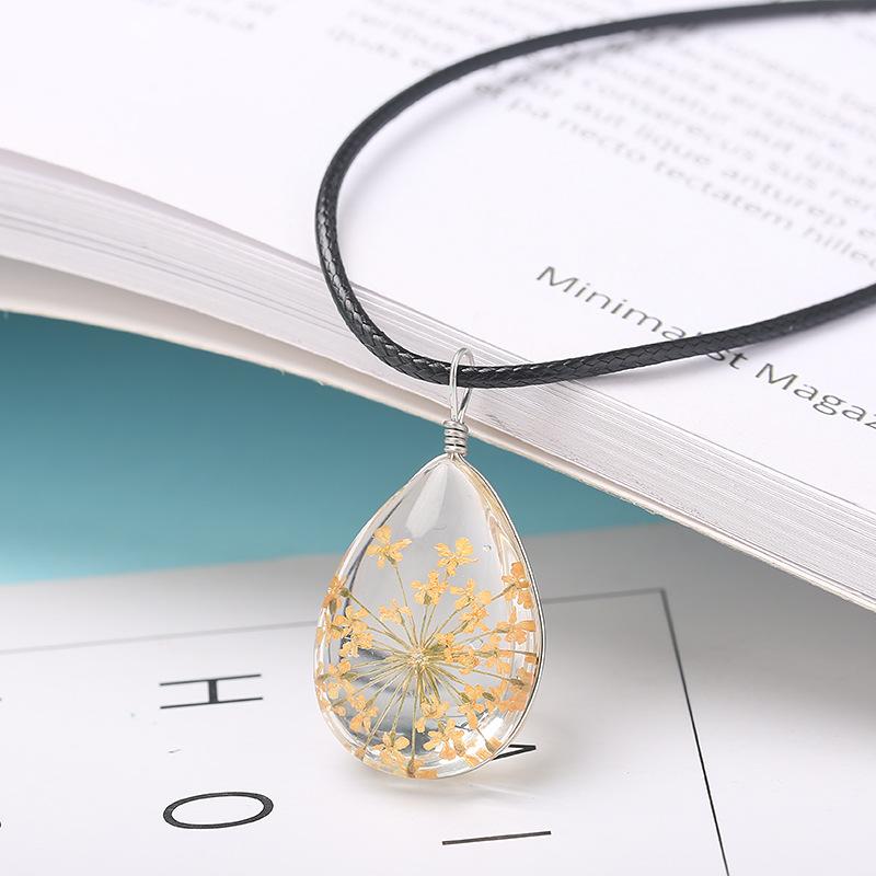 Direct Sales Hand-Wound Water Drop Dried Flower Pendant Dried Flower Plant Specimen Glass Creative Simple Necklace Pendant