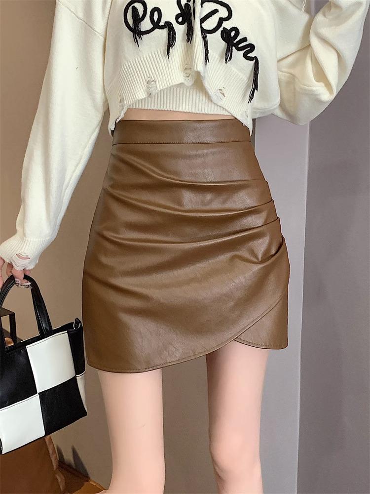 

2024 Женская Кожаная Миди-Юбка Большого Размера Черного Цвета с Завышенной Талией - Высококачественная А-силуэта, Облегающая Бедра, Осенне-Зимняя Мода. 3XL кофейный