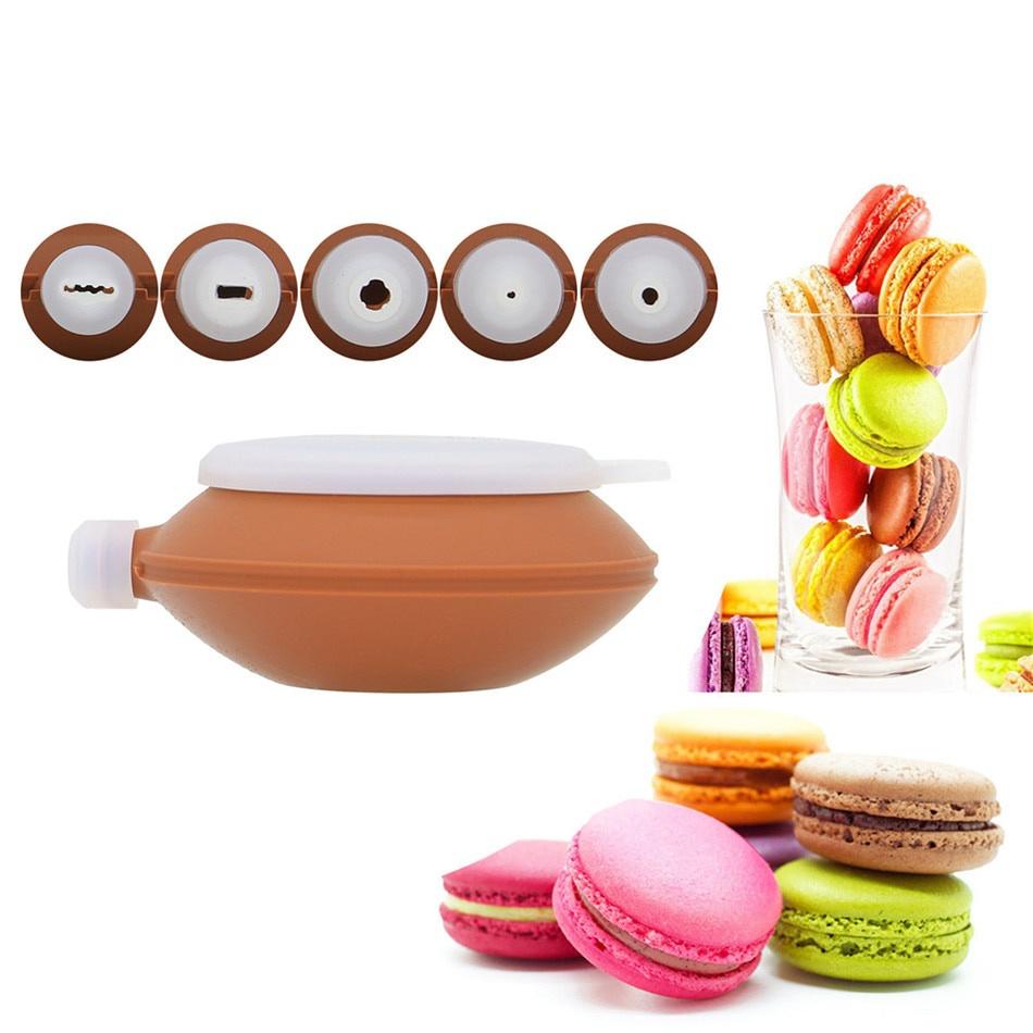 Bakery Silicone Cake Muffin Macaroon Piping Icing Baking Tool Pot 4 Nozzles Set for Kitchen Bakeware Tools