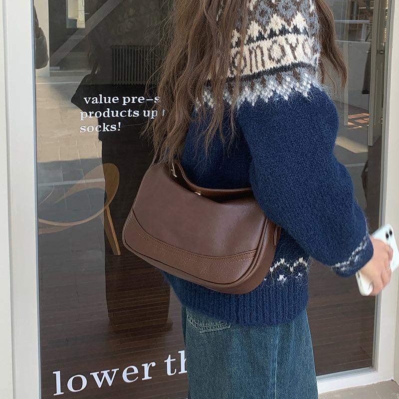 Niche Design Bag Women's New Popular Maillard Retro Shoulder Underarm Bag Versatile Messenger Dumpling Bag